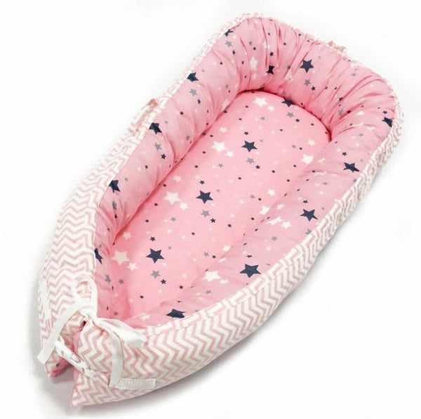 TottyCo™ Baby Cotton Cradle - Peach and Pumpkins