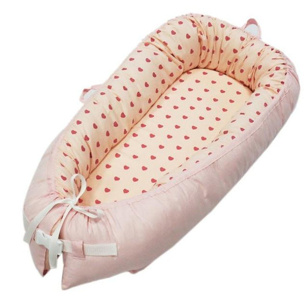 TottyCo™ Baby Cotton Cradle - Peach and Pumpkins