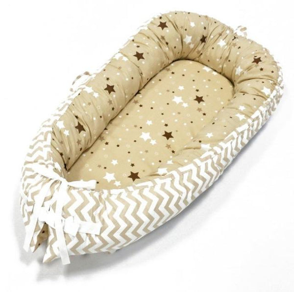 TottyCo™ Baby Cotton Cradle - Peach and Pumpkins